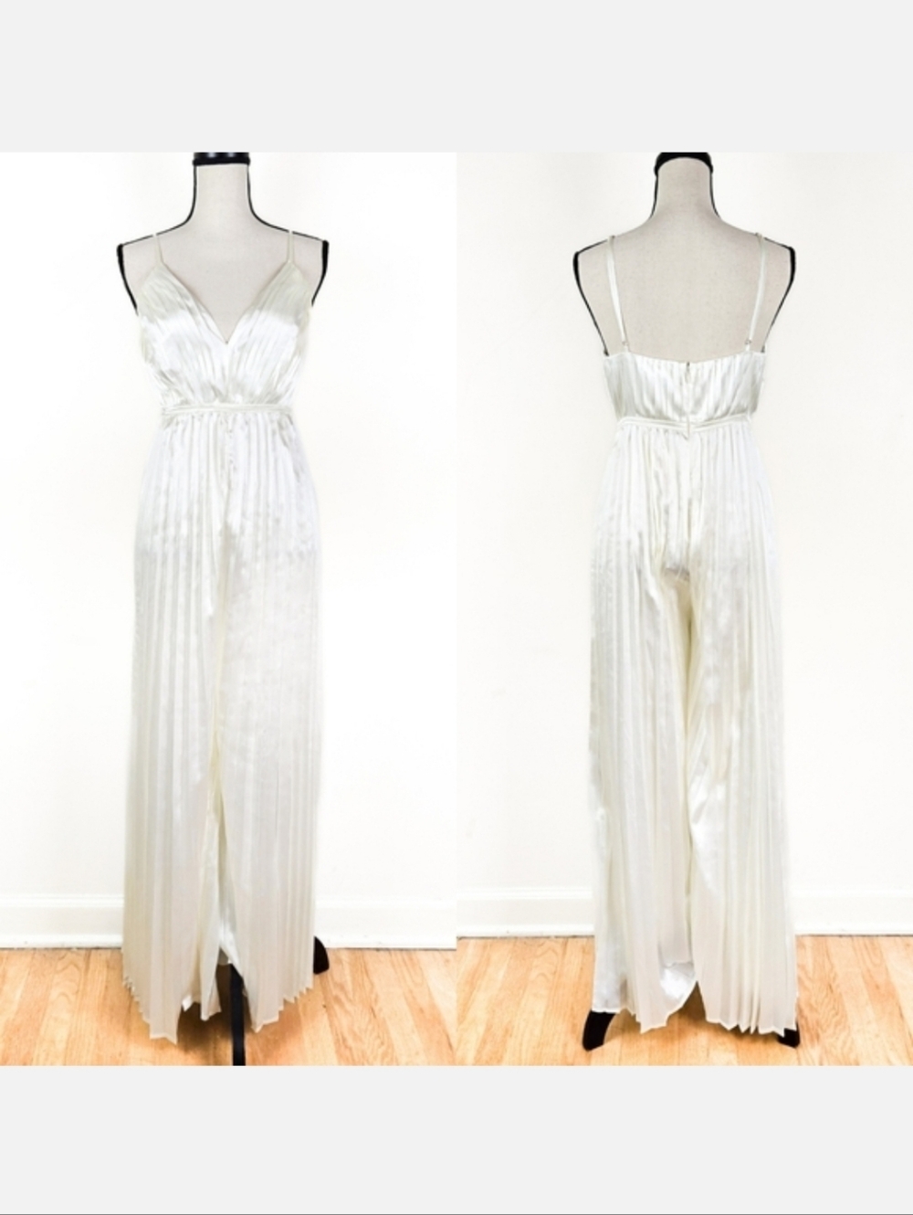 NWT Storia Cream Pleated Satin Jumpsuit, Size Medium